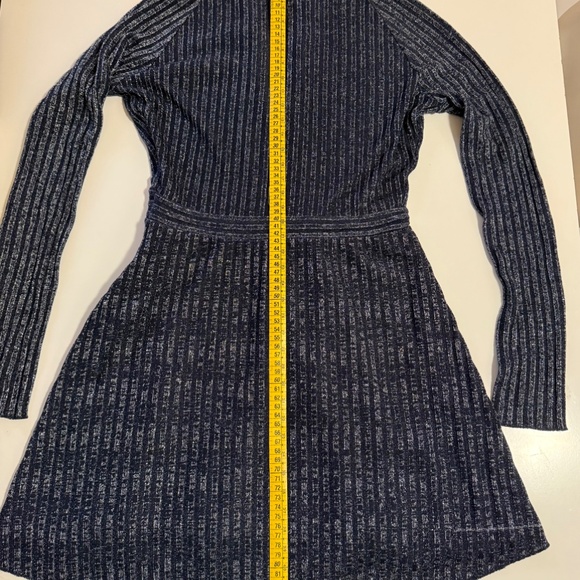 Quiet Luxury Cocktail Dress / Old Money  Zara Blue Sparkly Knit – V-Neck, Long - Picture 5 of 7